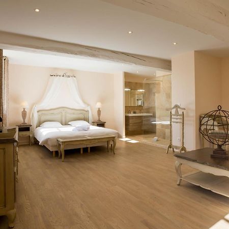 Le Cara - 4 Appartements Calmes Et Chics Au Coeur De Beaune بون الغرفة الصورة